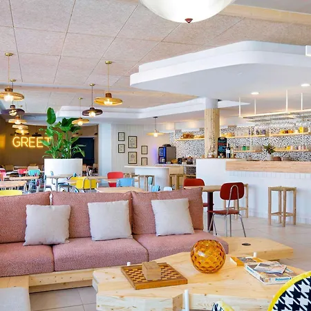 Greet De Provence Hotel 3*